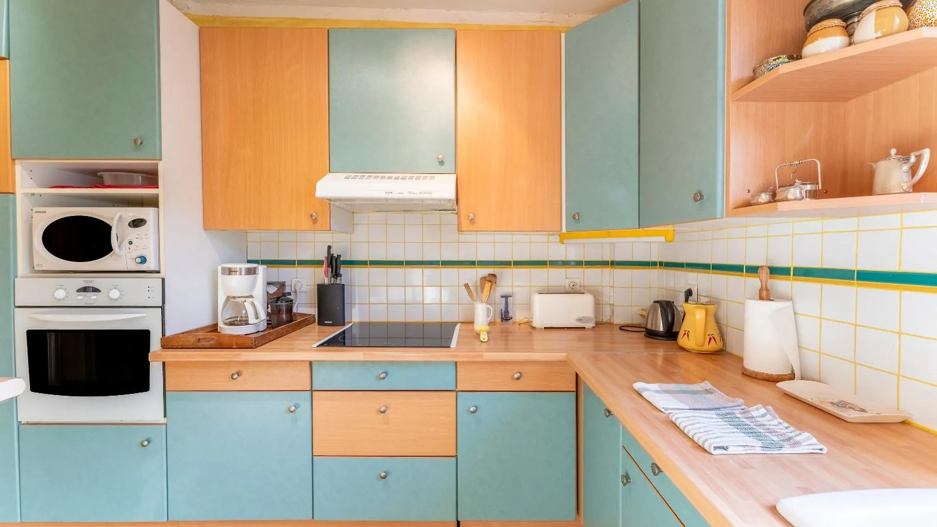 Apartment Appart Face Au Palais Des Papes Avignon France
